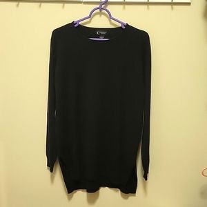 Bloomingdale's black cashmere medium sweater
